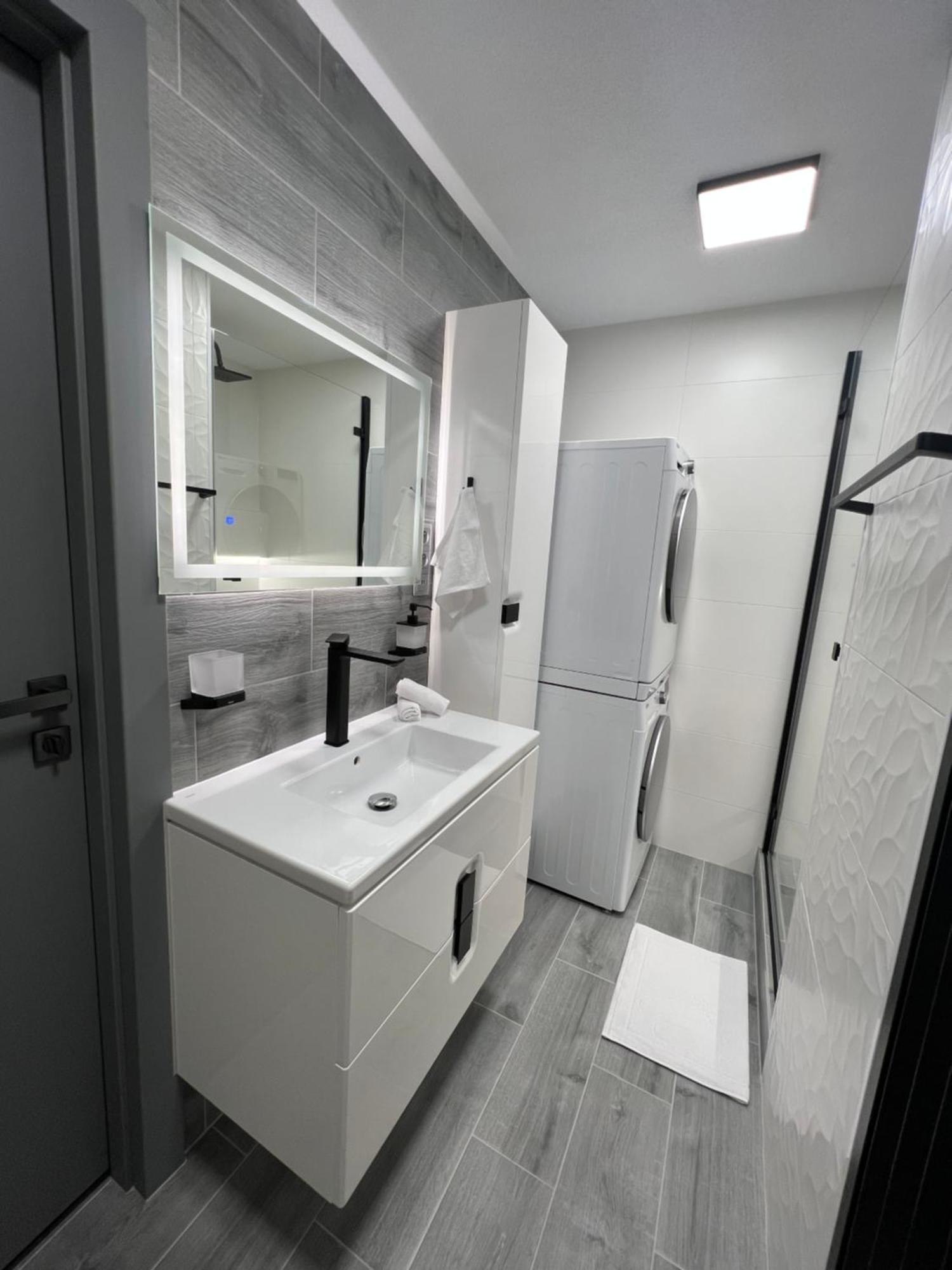 Apartman Piccoladuo V Banskej Bystrici Banská Bystrica Dış mekan fotoğraf