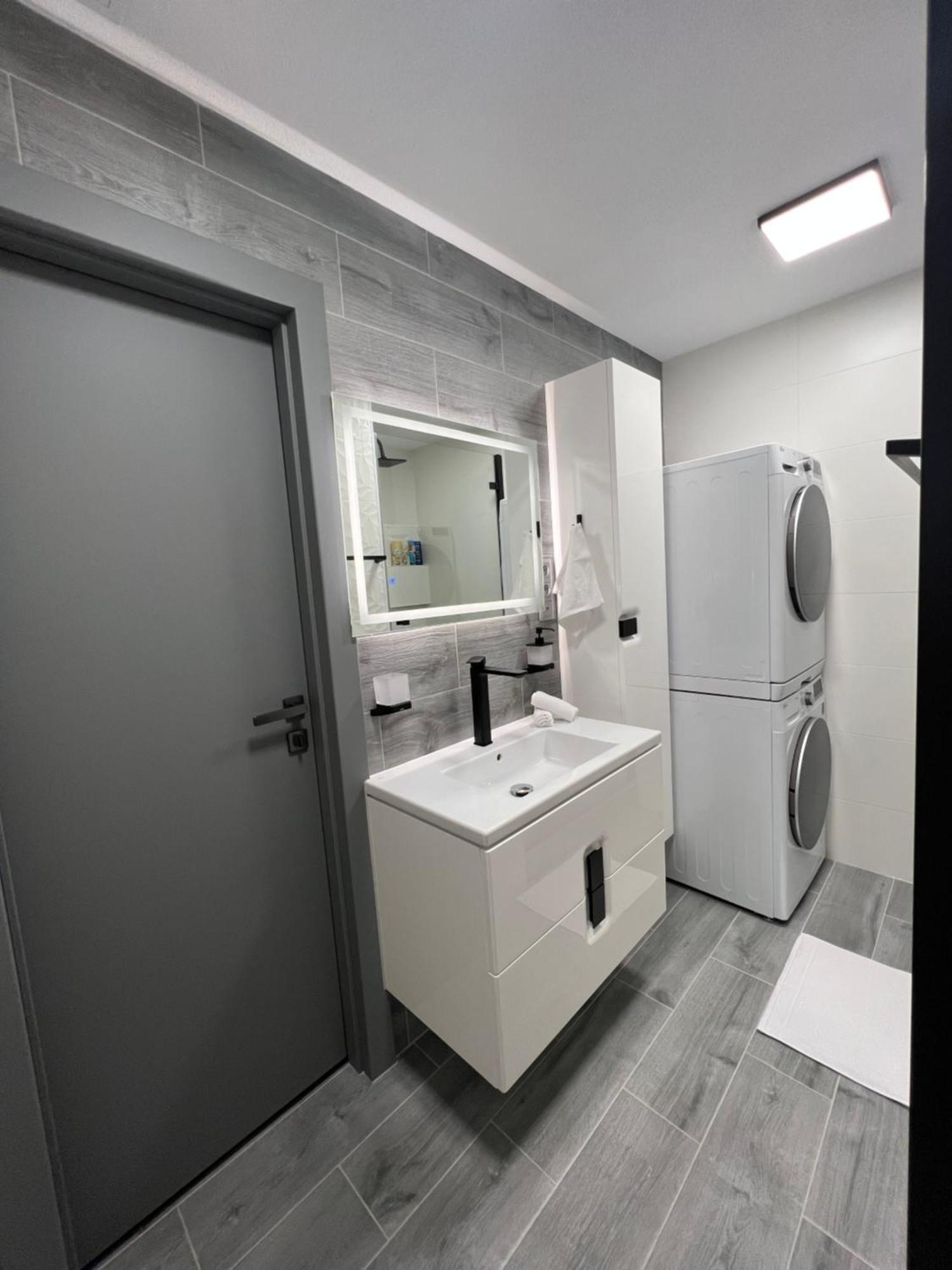 Apartman Piccoladuo V Banskej Bystrici Banská Bystrica Dış mekan fotoğraf